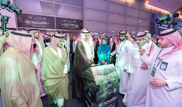 Environment minister opens Saudi Agriculture Exhibition, oversees signing of agreements worth $960m