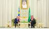 Saudi Crown Prince Mohammed bin Salman receives Malaysia’s King Sultan Ibrahim Sultan Iskandar in Riyadh on Tuesday. (SPA) Saudi Crown Prince Mohammed bin Salman receives Malaysia’s King Sultan Ibrahim Sultan Iskandar in Riyadh on Tuesday. (SPA)